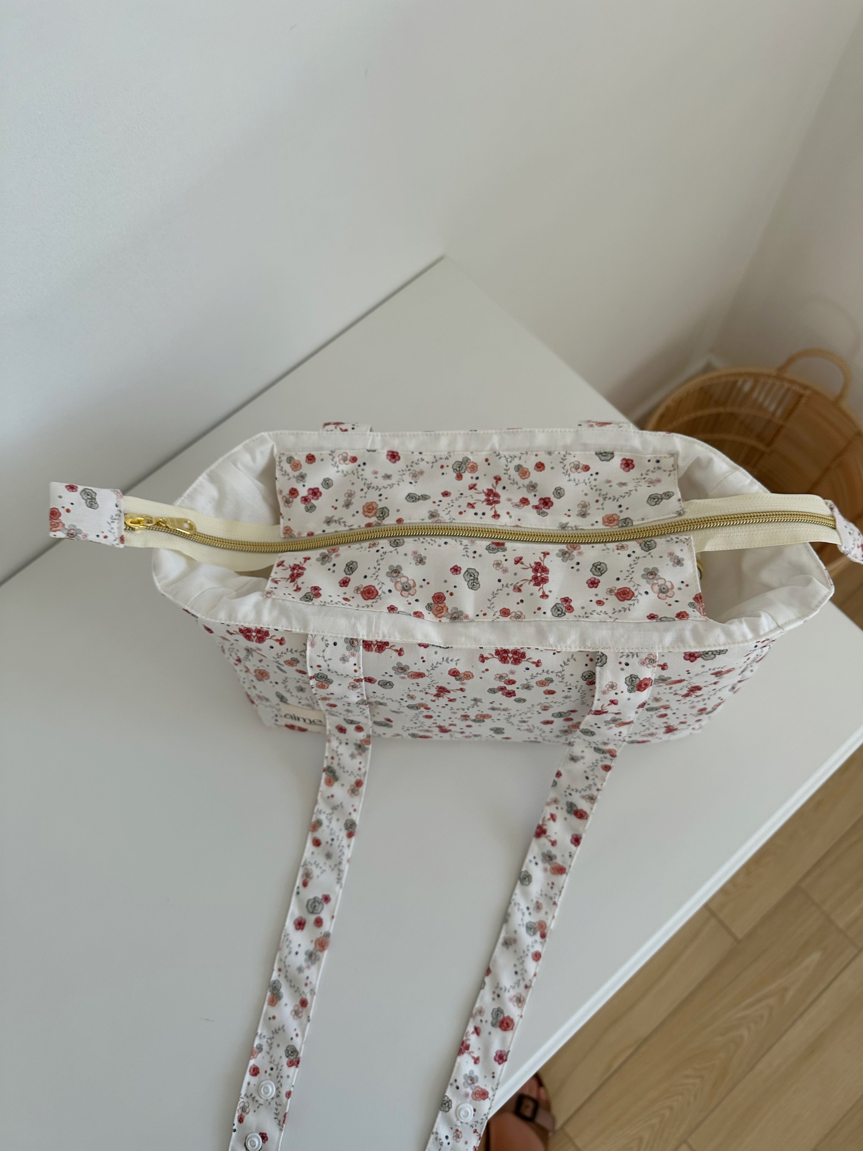 borsa passeggino fatta a mano in fantasia floreale