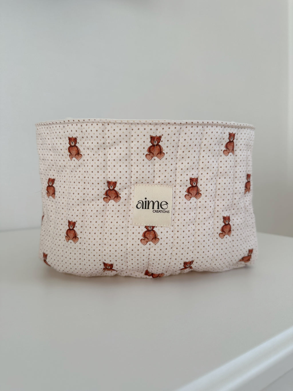 cestino portatutto artigianale e personalizzabile con ricamo. fantasia con orsetti e pois