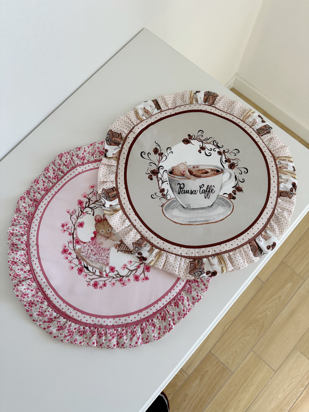 Set tovaglietta con volant